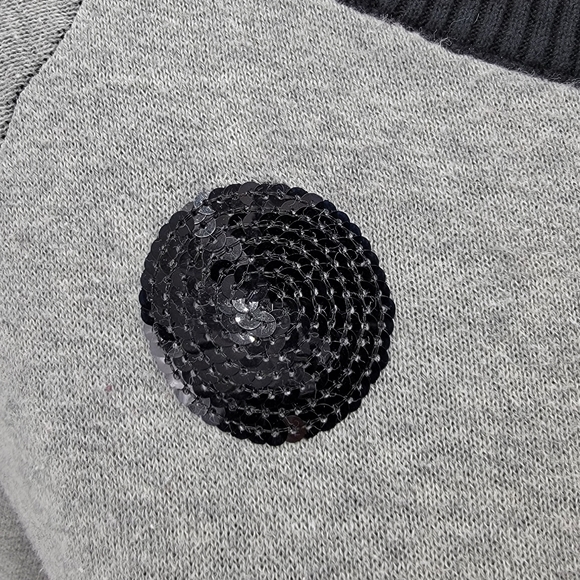 Paper Doll Youth Girls Junior Sz XL 16 Gray Black Round Neck Sweater Dots Sequin - Picture 3 of 8